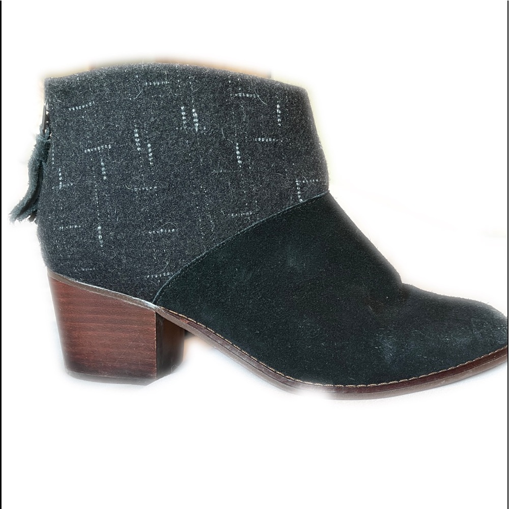 Tom’s women’s booties